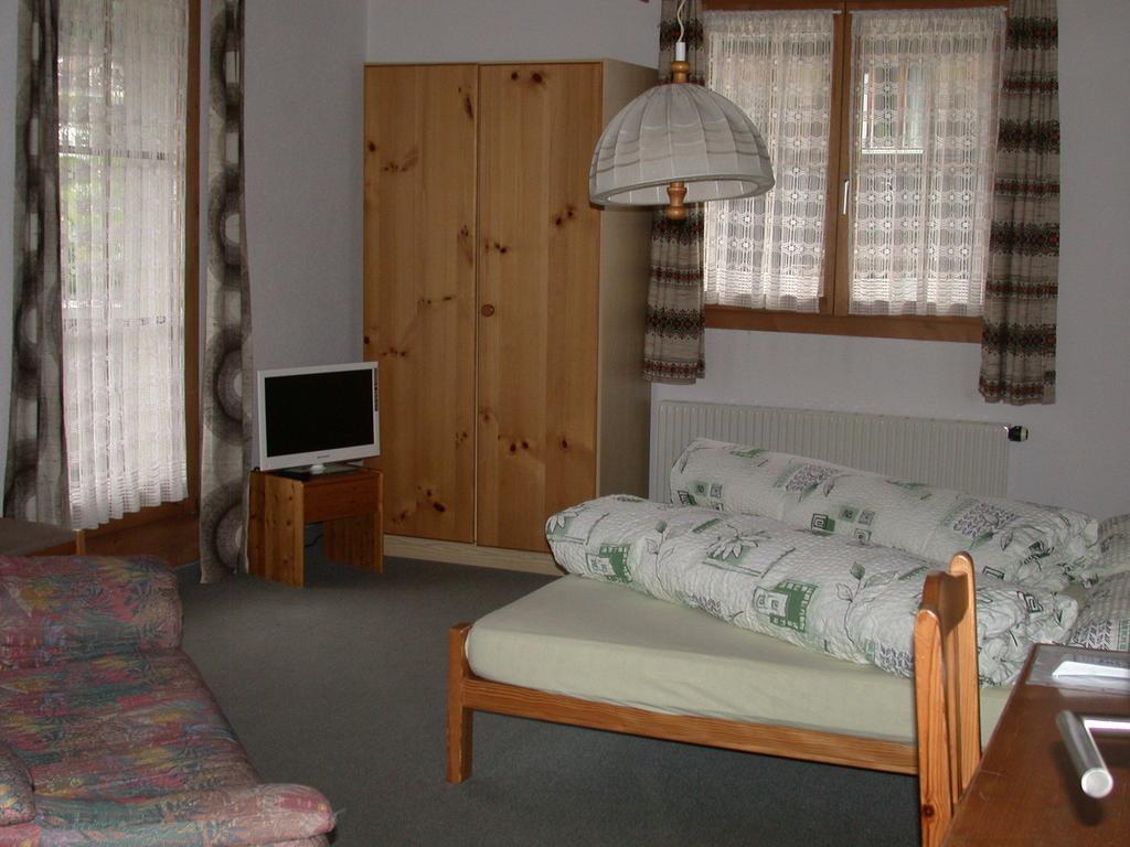 Hotel Reich Thusis Δωμάτιο φωτογραφία